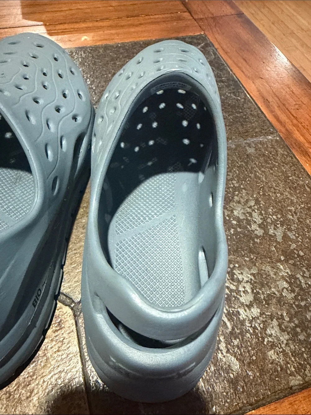 XTRATUF Men's Grey Slip-On Water-Ready Clog